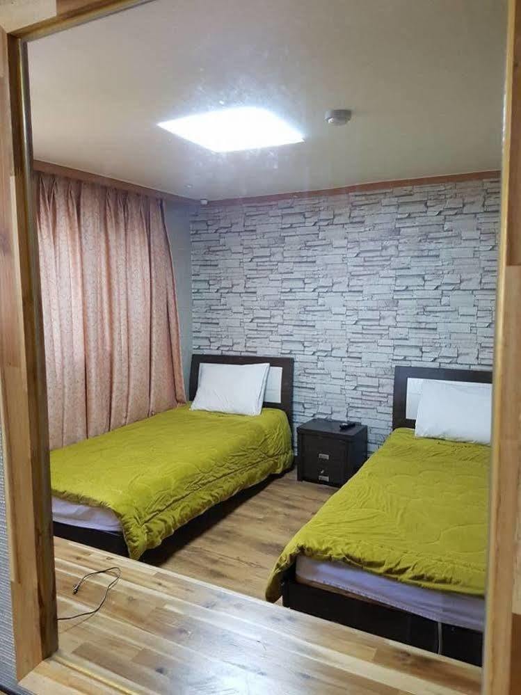 Green And Blue Hotel Pyeongchang Ngoại thất bức ảnh